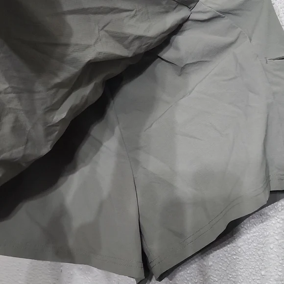 Avalanche Gray/Green Athletic Shorts/ Skort - Picture 4 of 8